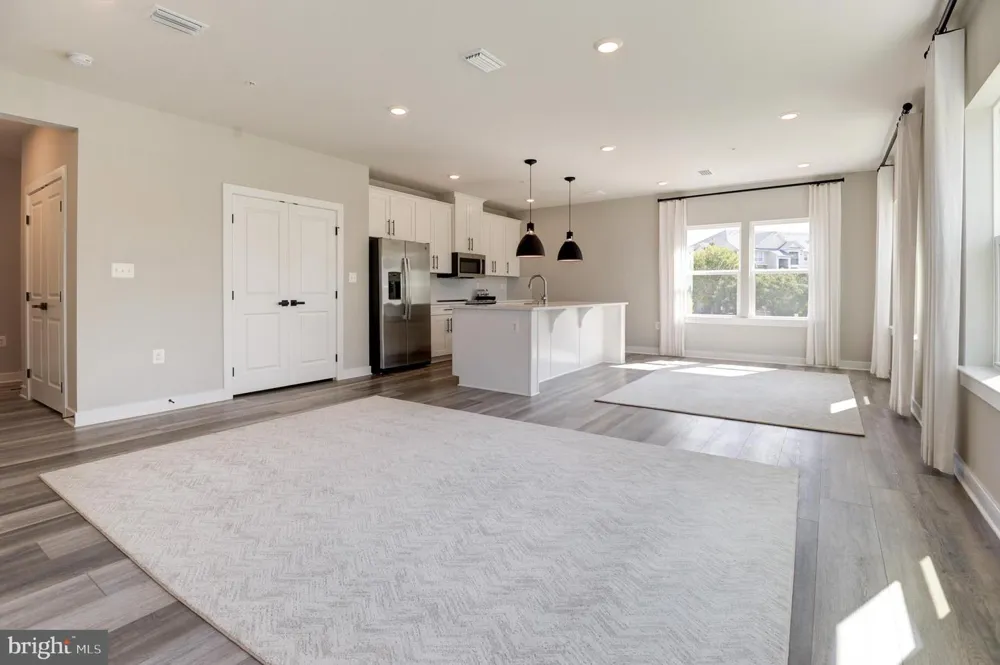 12875 MOSAIC PARK WAY #4-B Herndon, VA 20171