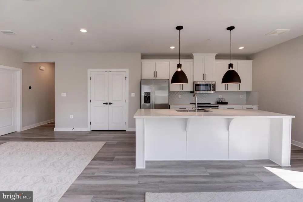 12875 MOSAIC PARK WAY #4-B Herndon, VA 20171