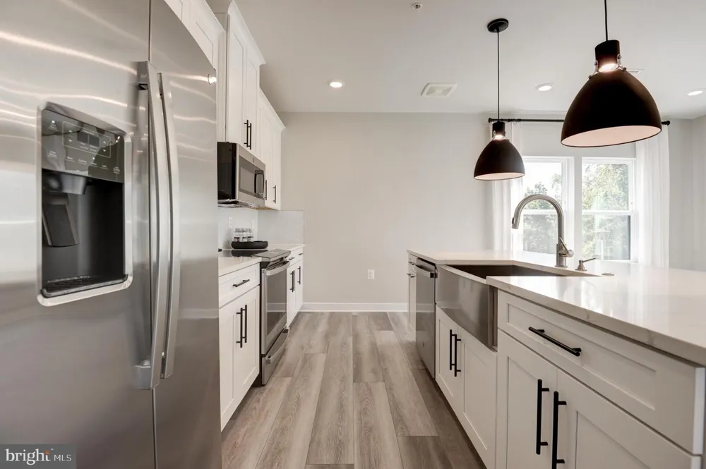 12875 MOSAIC PARK WAY #4-B Herndon, VA 20171