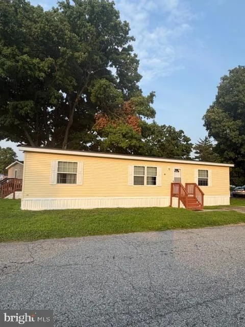 160 MAPLE DRIVE #160