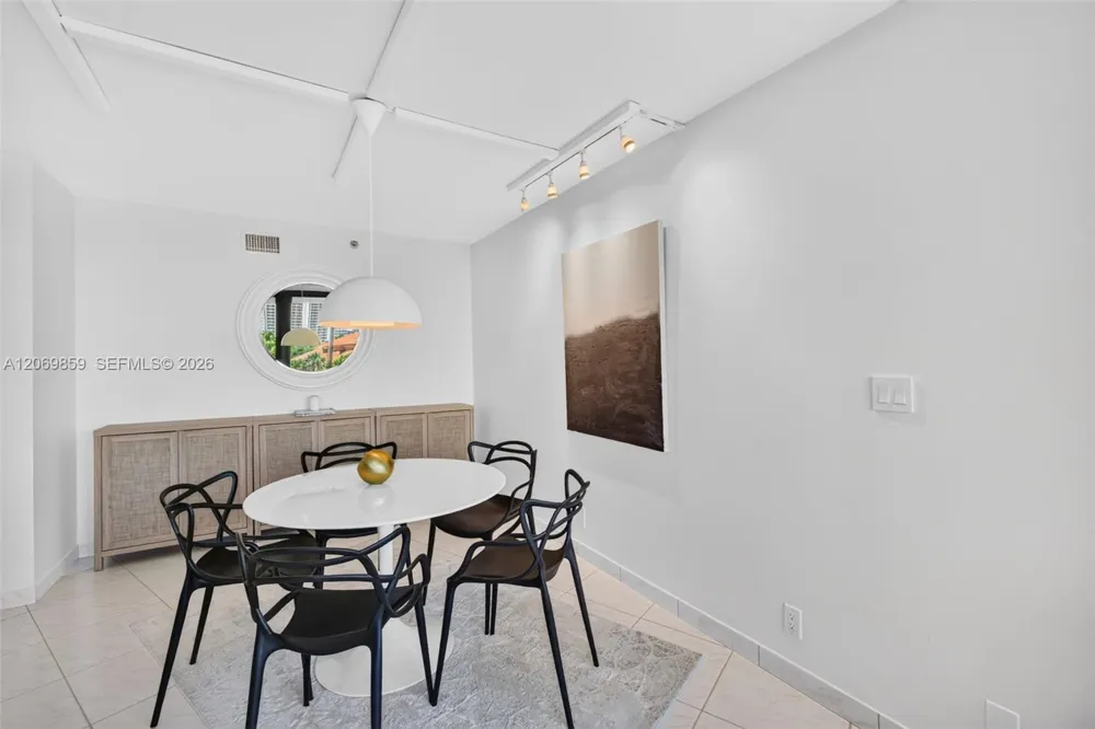 1000 Island Blvd #405 Aventura, FL 33160