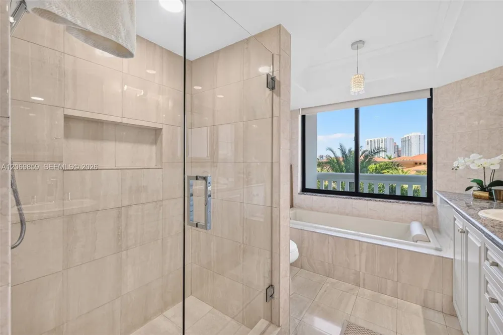 1000 Island Blvd #405 Aventura, FL 33160
