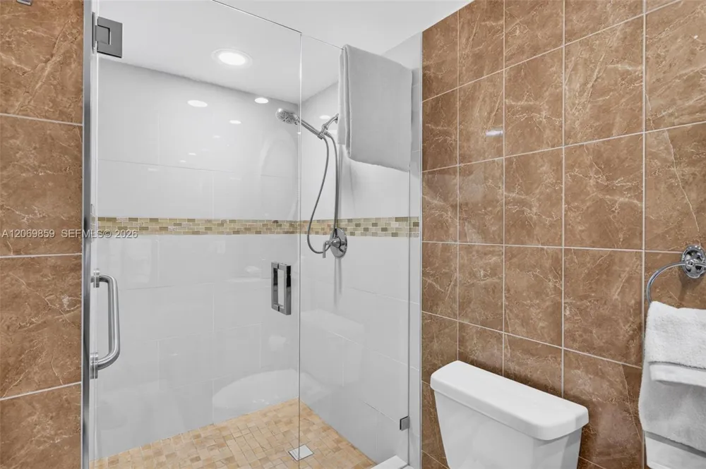 1000 Island Blvd #405 Aventura, FL 33160