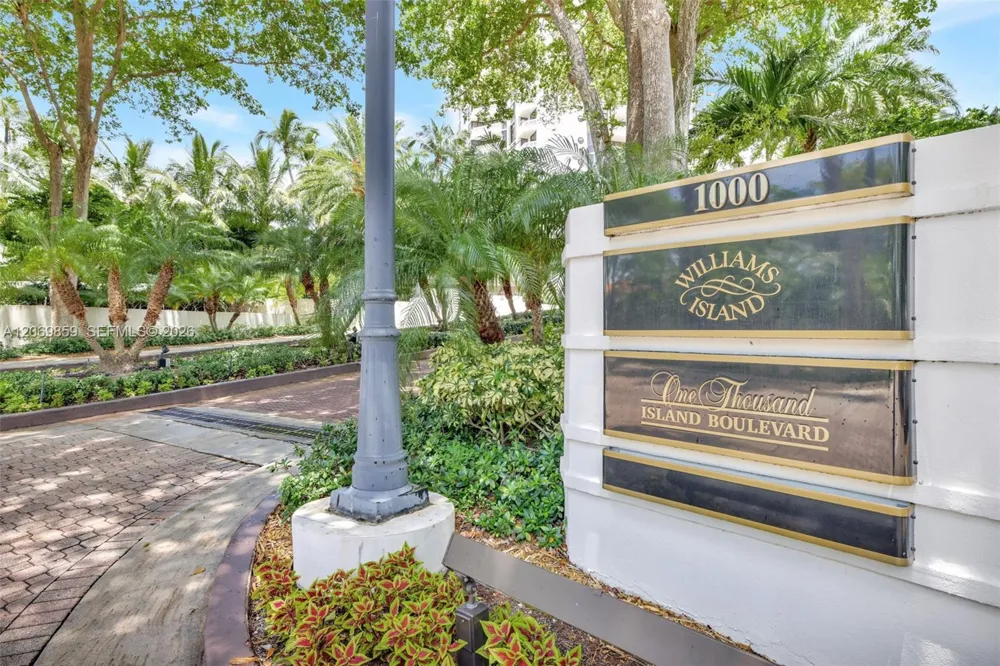 1000 Island Blvd #405 Aventura, FL 33160