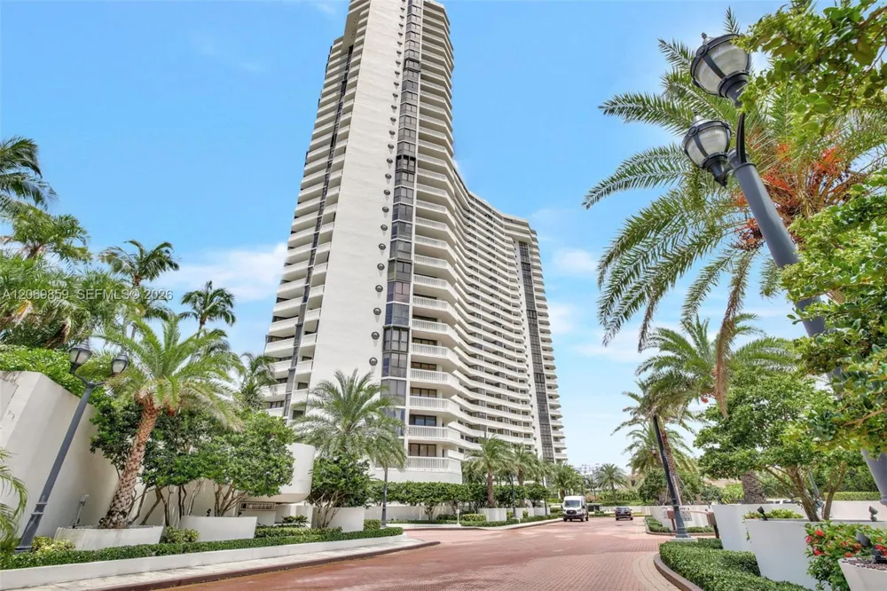 1000 Island Blvd #405 Aventura, FL 33160