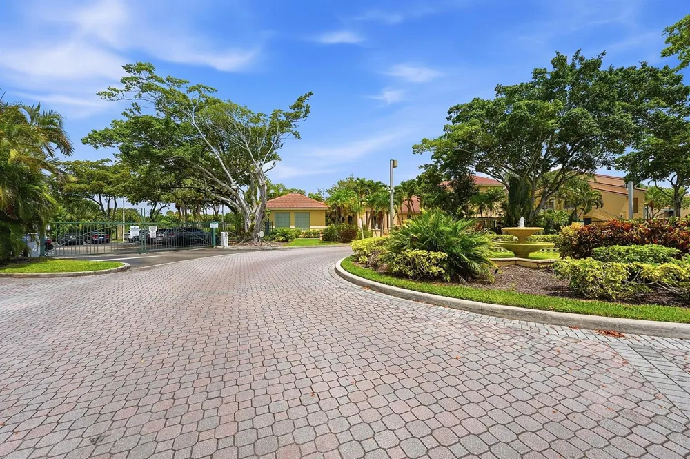 1707 VILLAGE BOULEVARD #108 West Palm Beach, FL 33409