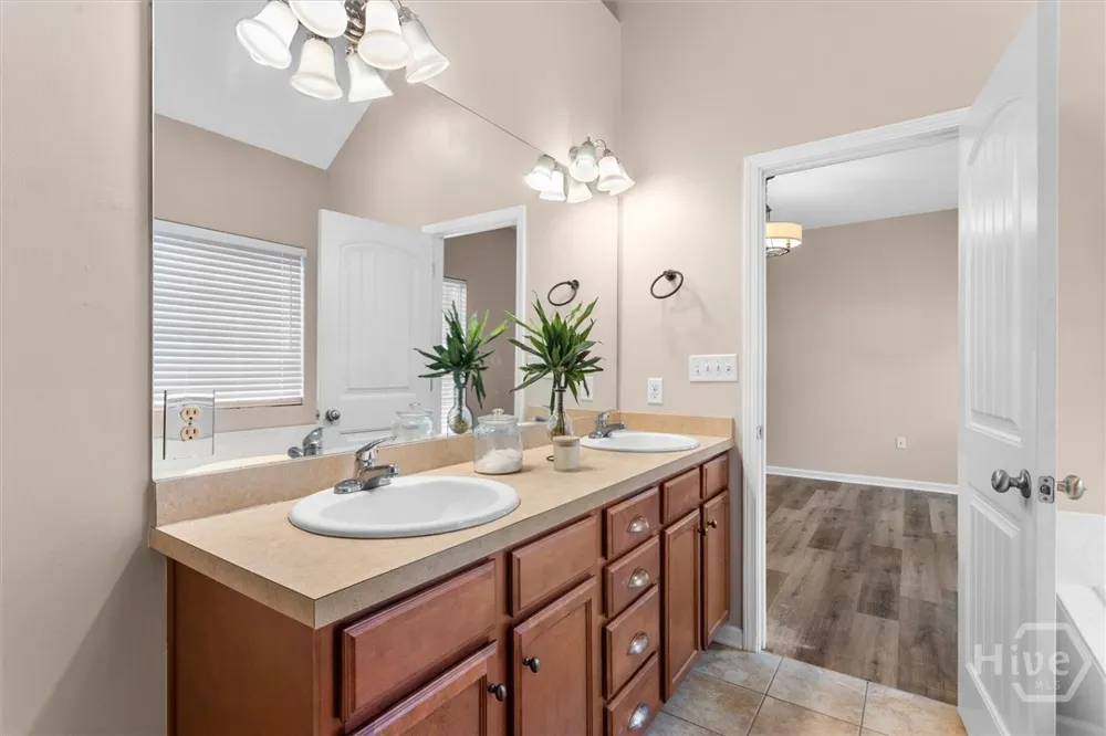 10 Arbors Circle Pooler, GA 31322