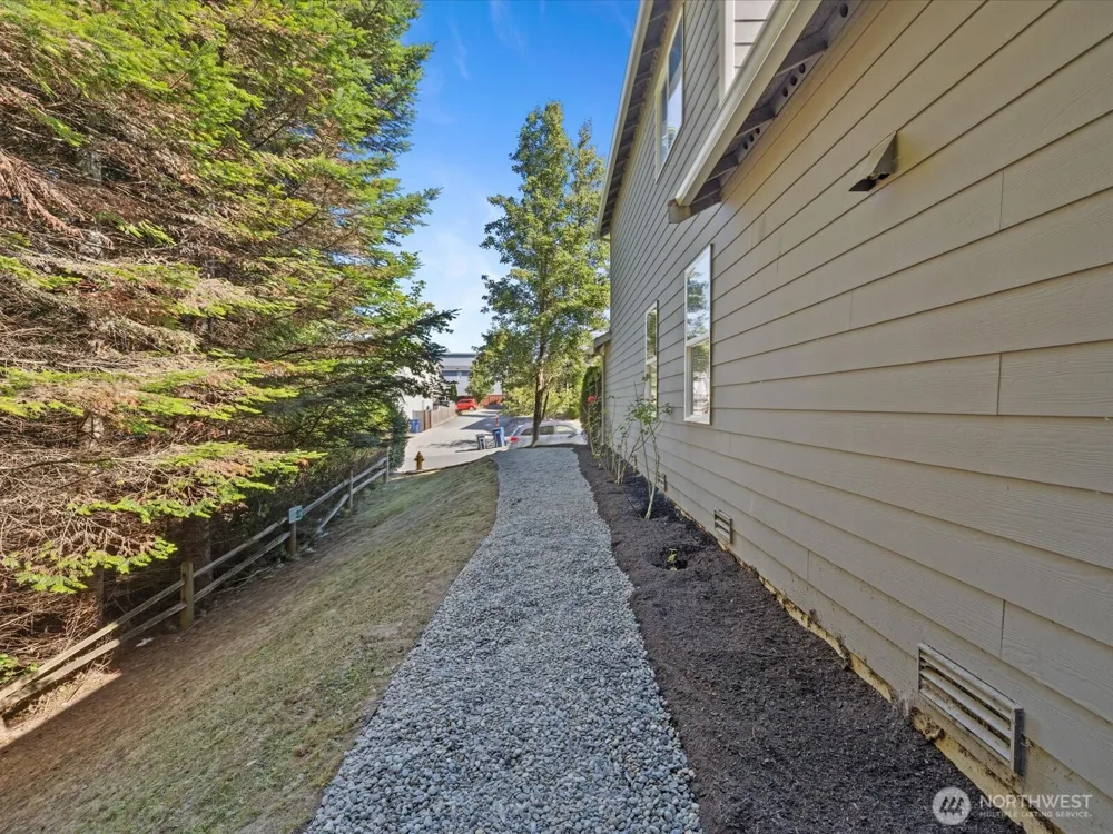 8402 61st Place NE Marysville, WA 98270