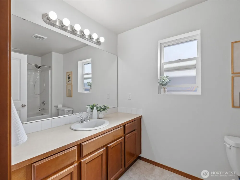 8402 61st Place NE Marysville, WA 98270