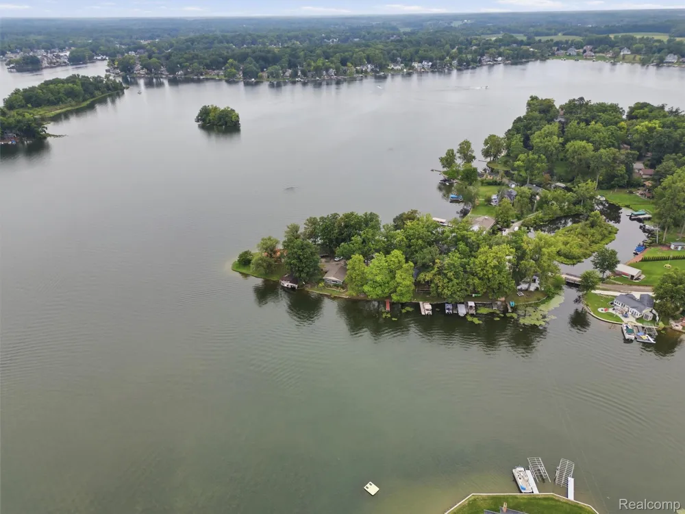 7389 Selma Drive Argentine Township, MI 48430