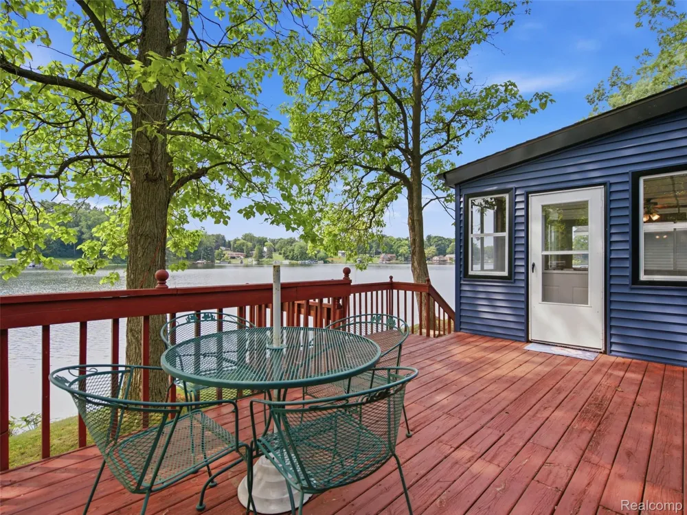 7389 Selma Drive Argentine Township, MI 48430