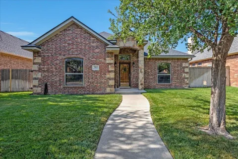 7913 PINERIDGE DRIVE