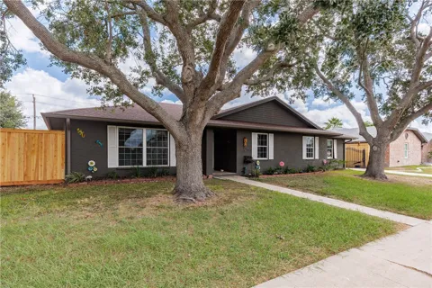 6702 Sahara Drive