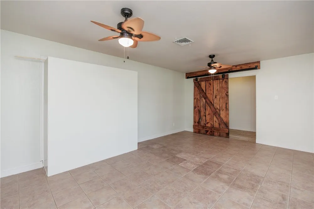 6702 Sahara Drive Corpus Christi, TX 78412