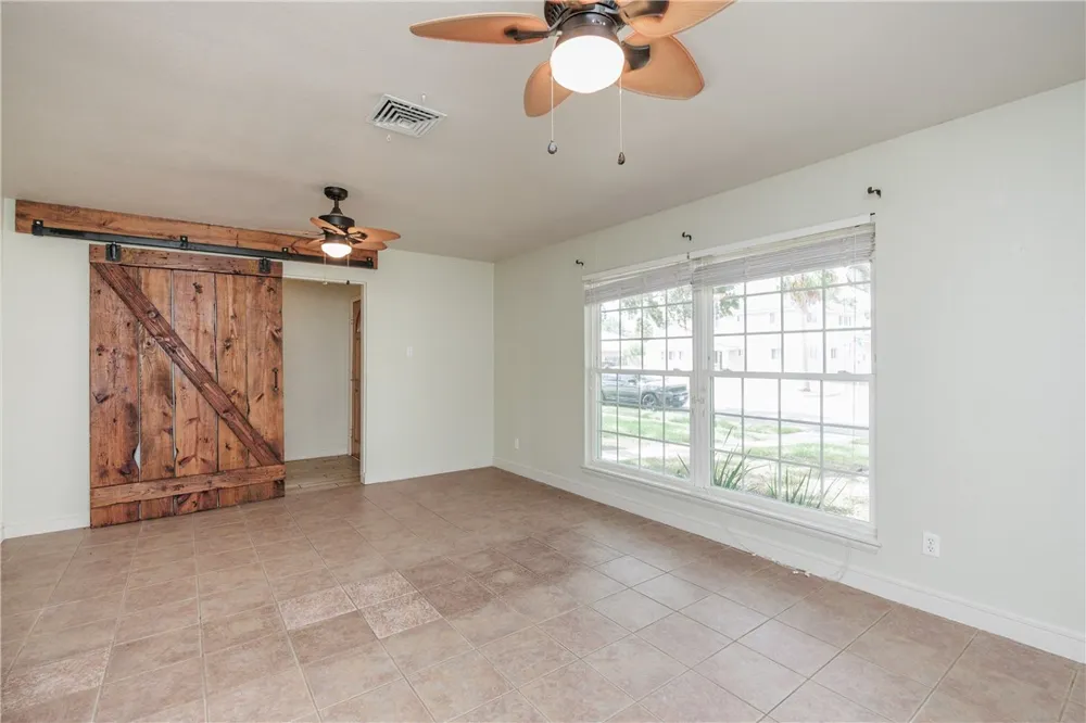 6702 Sahara Drive Corpus Christi, TX 78412
