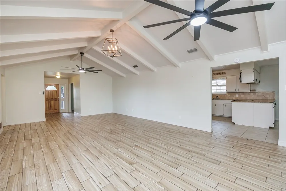 6702 Sahara Drive Corpus Christi, TX 78412
