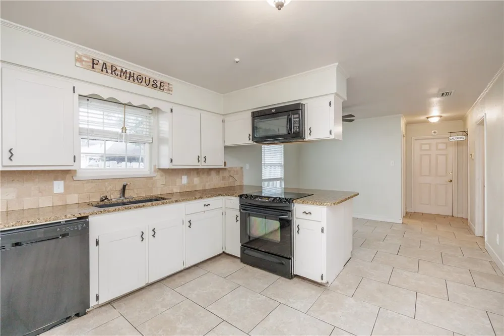 6702 Sahara Drive Corpus Christi, TX 78412