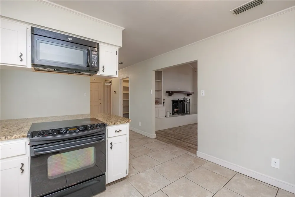 6702 Sahara Drive Corpus Christi, TX 78412