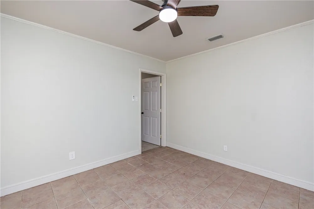 6702 Sahara Drive Corpus Christi, TX 78412