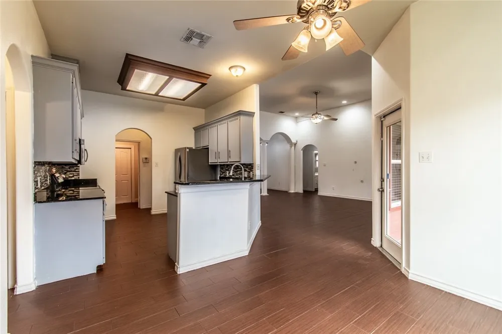 7013 Madiera Drive Corpus Christi, TX 78414