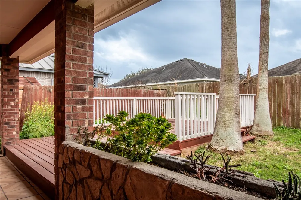 7013 Madiera Drive Corpus Christi, TX 78414