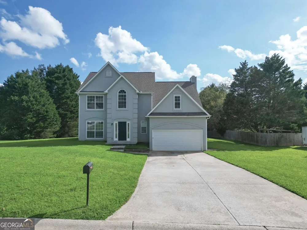 1070 Big Haynes DR Grayson, GA 30017