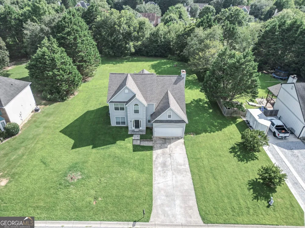 1070 Big Haynes DR Grayson, GA 30017