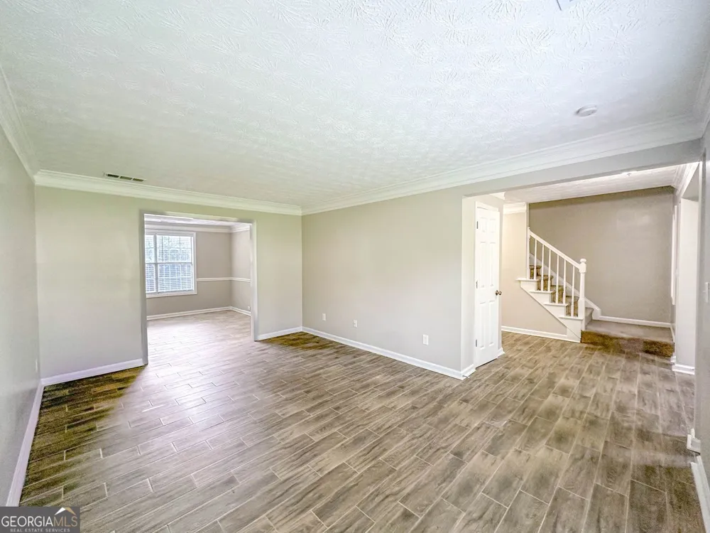 1070 Big Haynes DR Grayson, GA 30017