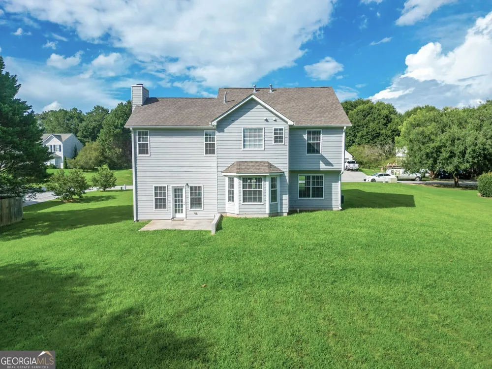 1070 Big Haynes DR Grayson, GA 30017