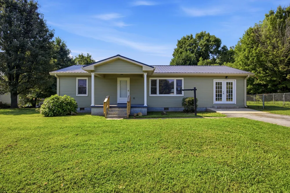 2404 Main Street Pikeville, TN 37367