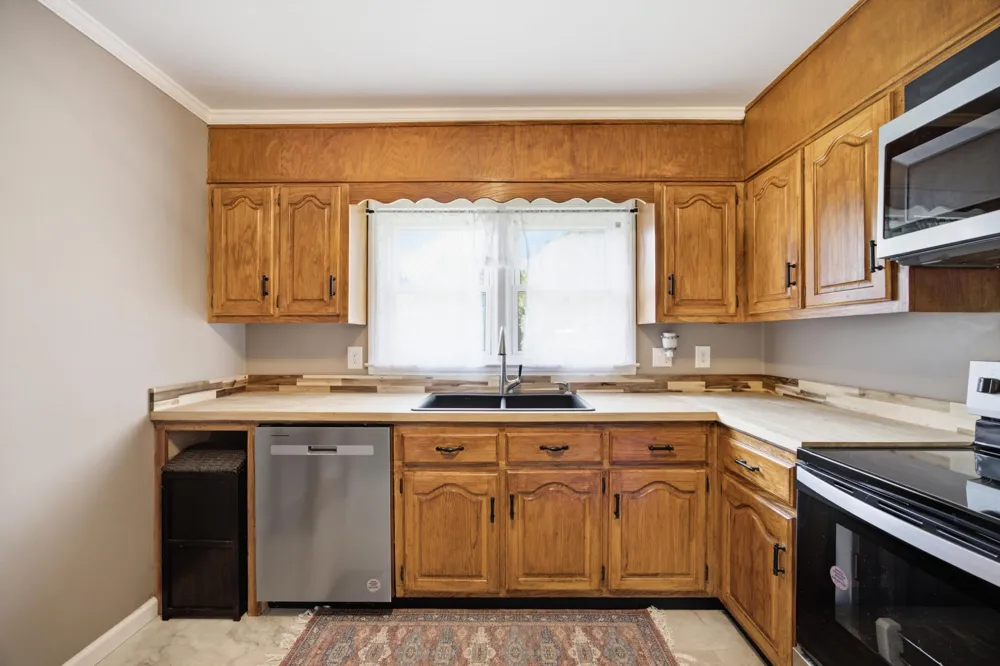 2404 Main Street Pikeville, TN 37367