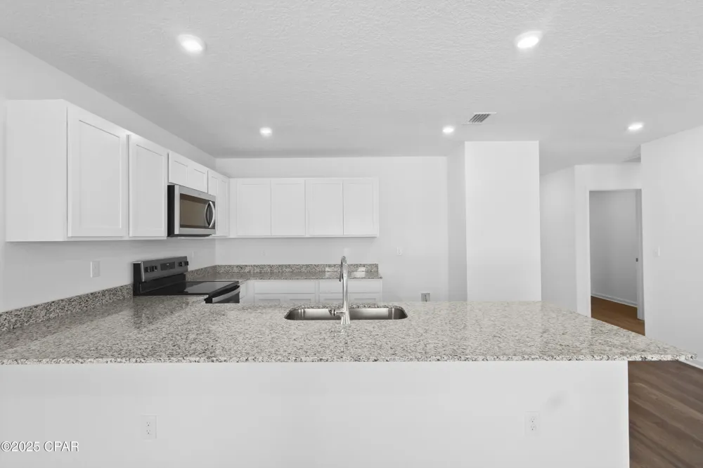 679 Fairview Road Marianna, FL 32448