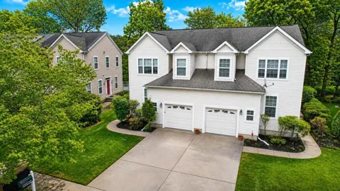 12 Summit Cir
