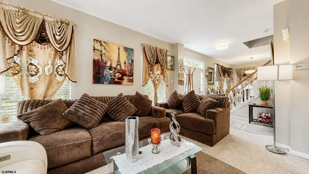 12 Summit Cir Mays Landing, NJ 08330