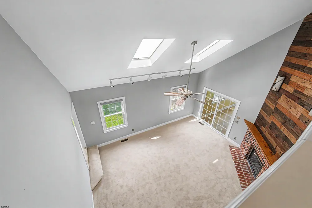 7 Heritage Dr Marmora, NJ 08223