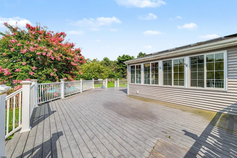 7 Heritage Dr Marmora, NJ 08223