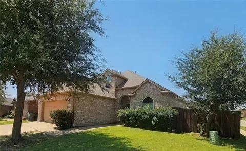 1017 Meadow Green Court