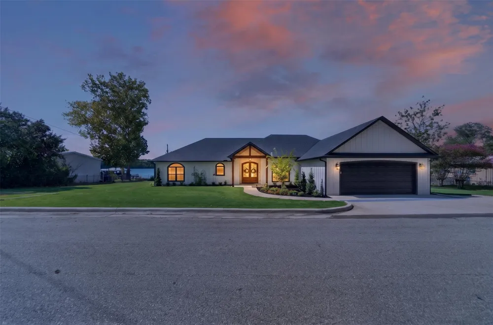 848 County Road 2275 Mineola, TX 75773