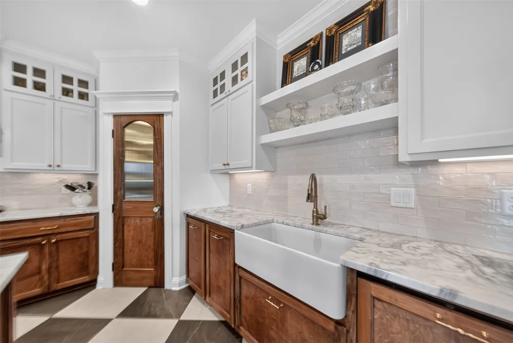 848 County Road 2275 Mineola, TX 75773