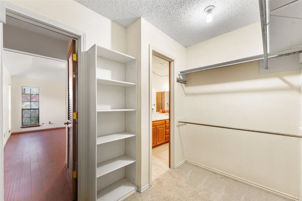 2323 Brookside Drive Arlington, TX 76012