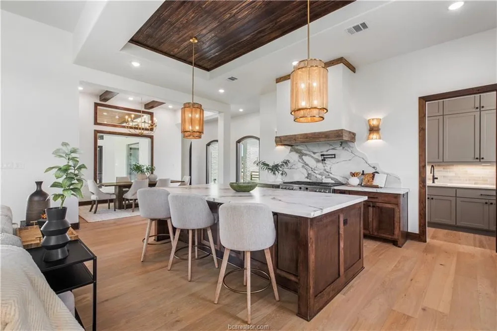 10276 Winnie Court Bryan, TX 77808