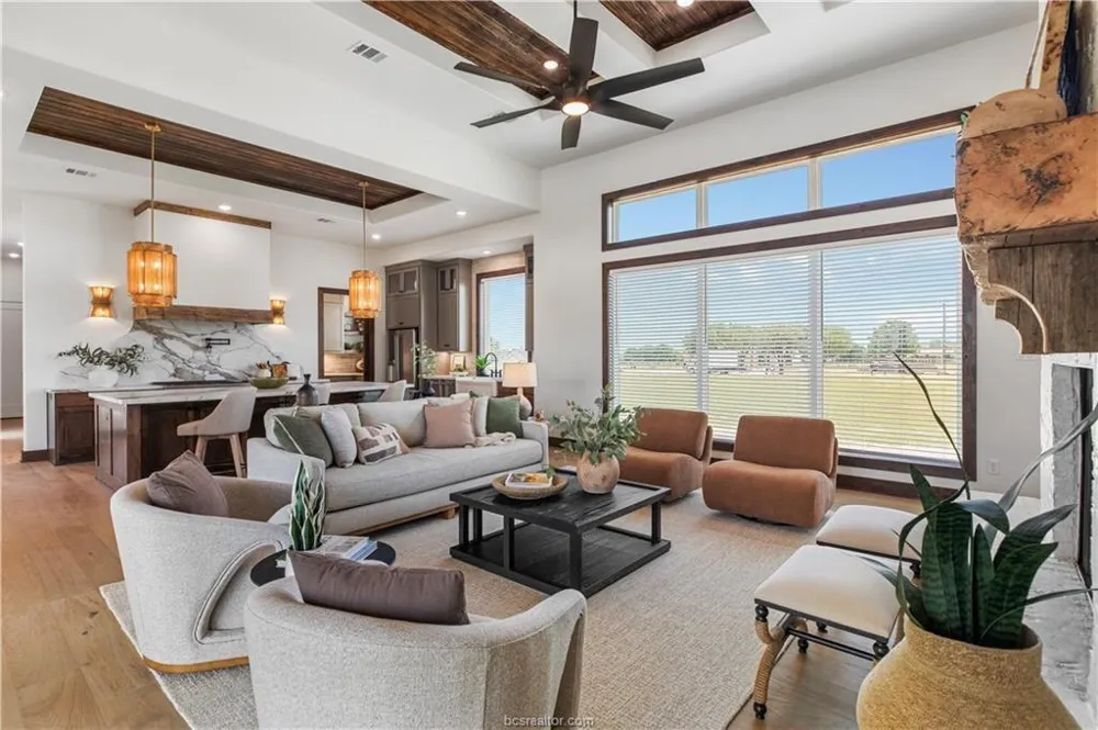 10276 Winnie Court Bryan, TX 77808