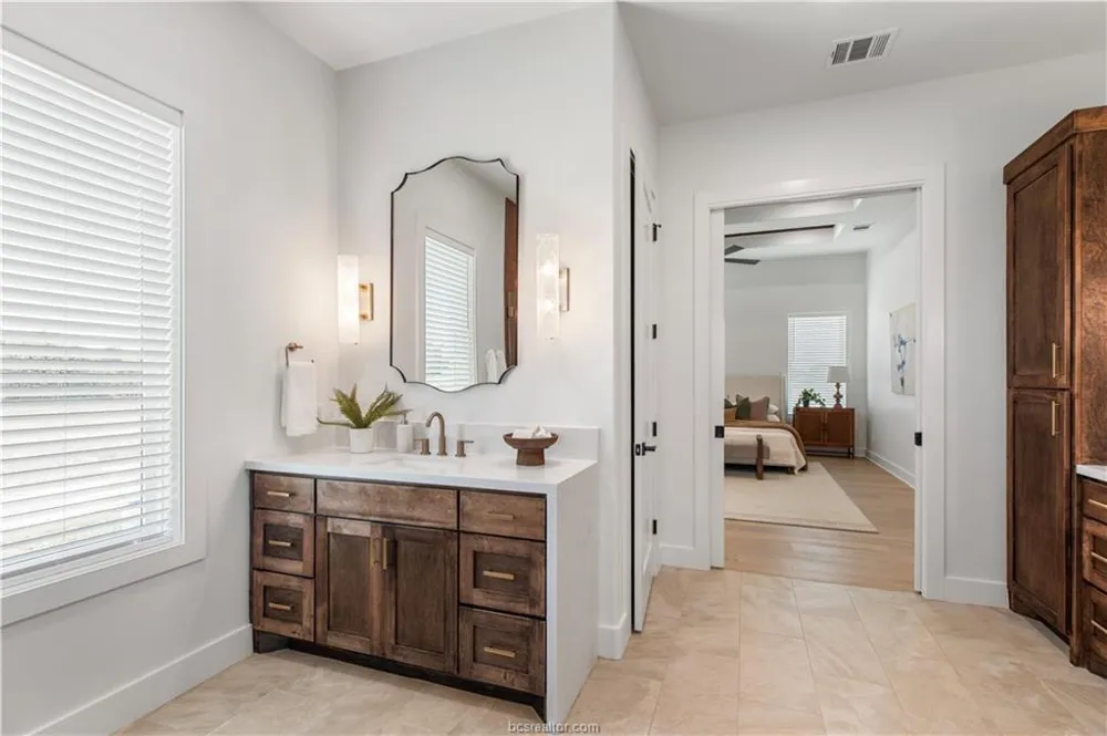 10276 Winnie Court Bryan, TX 77808
