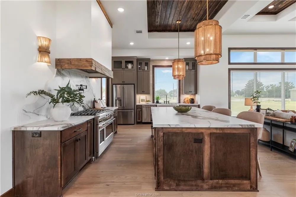 10276 Winnie Court Bryan, TX 77808