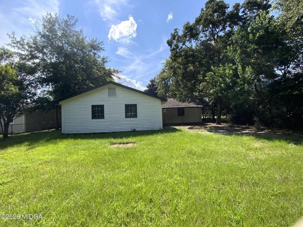 304 Tyree Drive Warner Robins, GA 31088