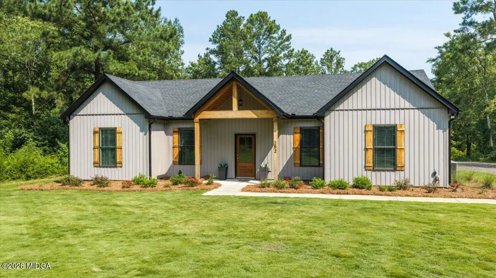 252 Rum Creek Pass Juliette, GA 31046