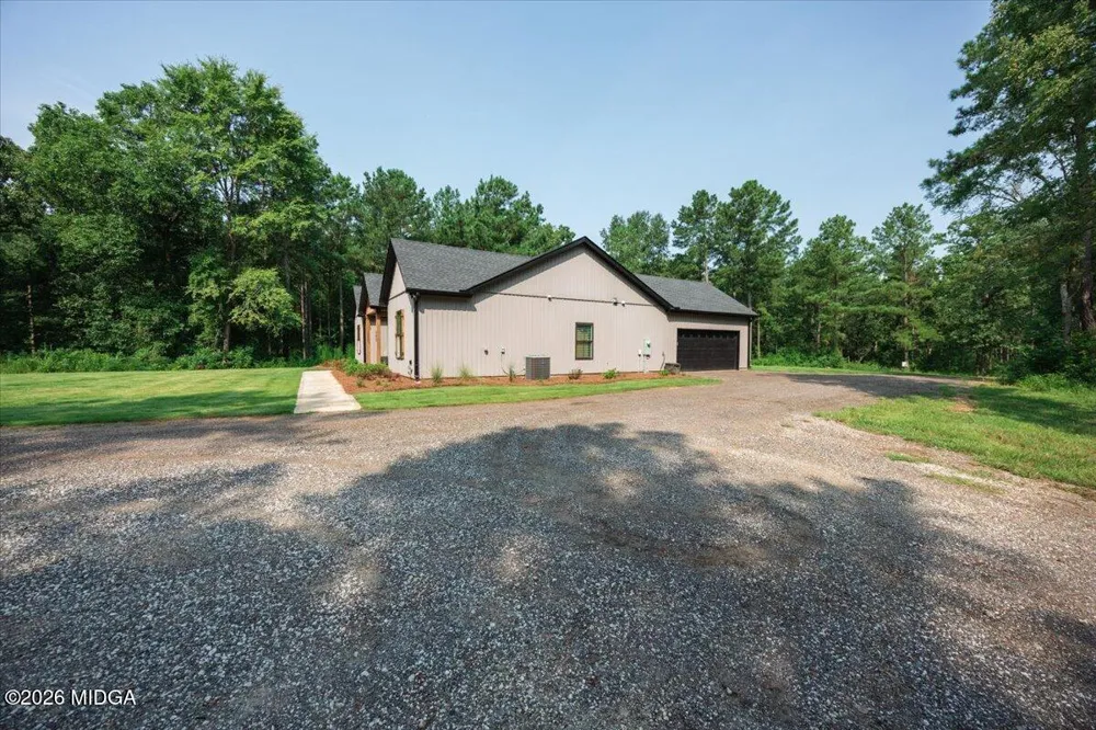 252 Rum Creek Pass Juliette, GA 31046