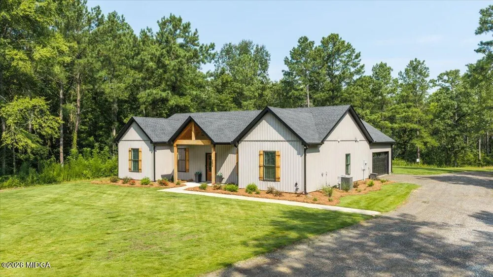 252 Rum Creek Pass Juliette, GA 31046