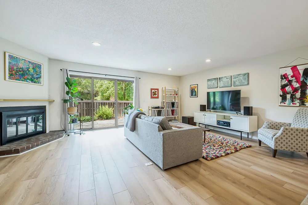 2161 Pauline Court Ann Arbor, MI 48103