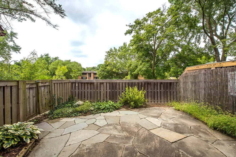 2161 Pauline Court Ann Arbor, MI 48103